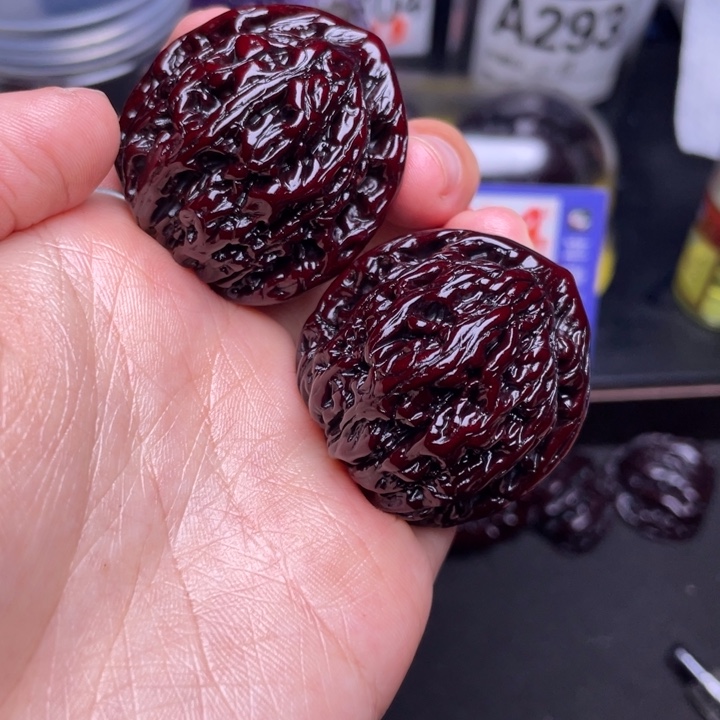 文玩核桃把件虎头