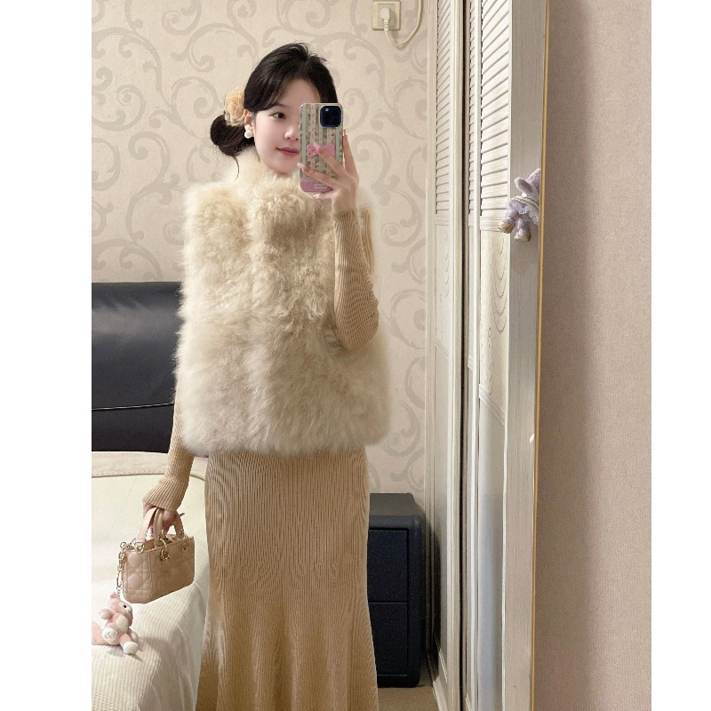 人造皮草 氛围感立体挺括落肩不挑身高百搭马甲狐狸坎肩外套女