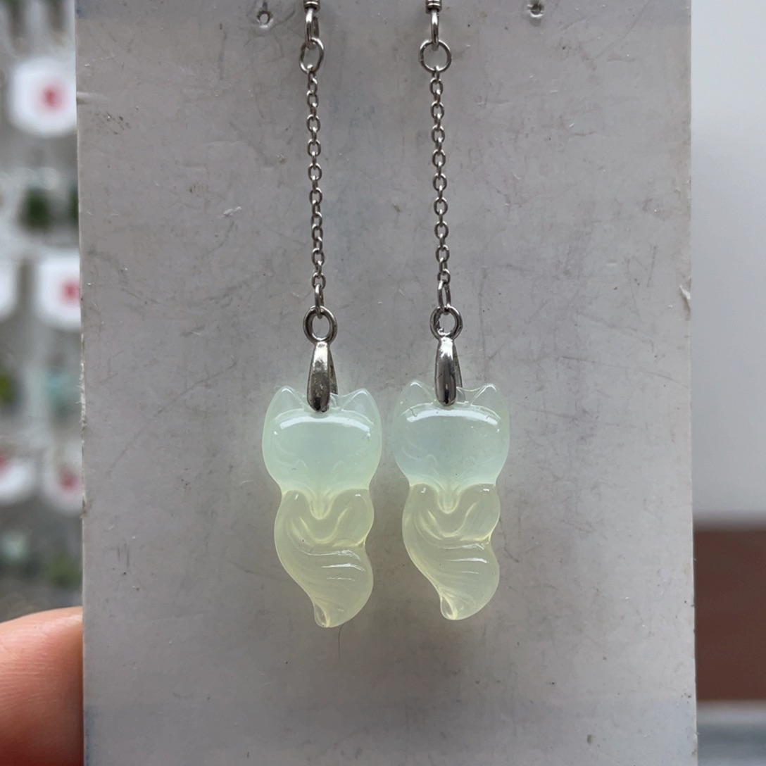 蛇纹石玉耳饰未镶嵌