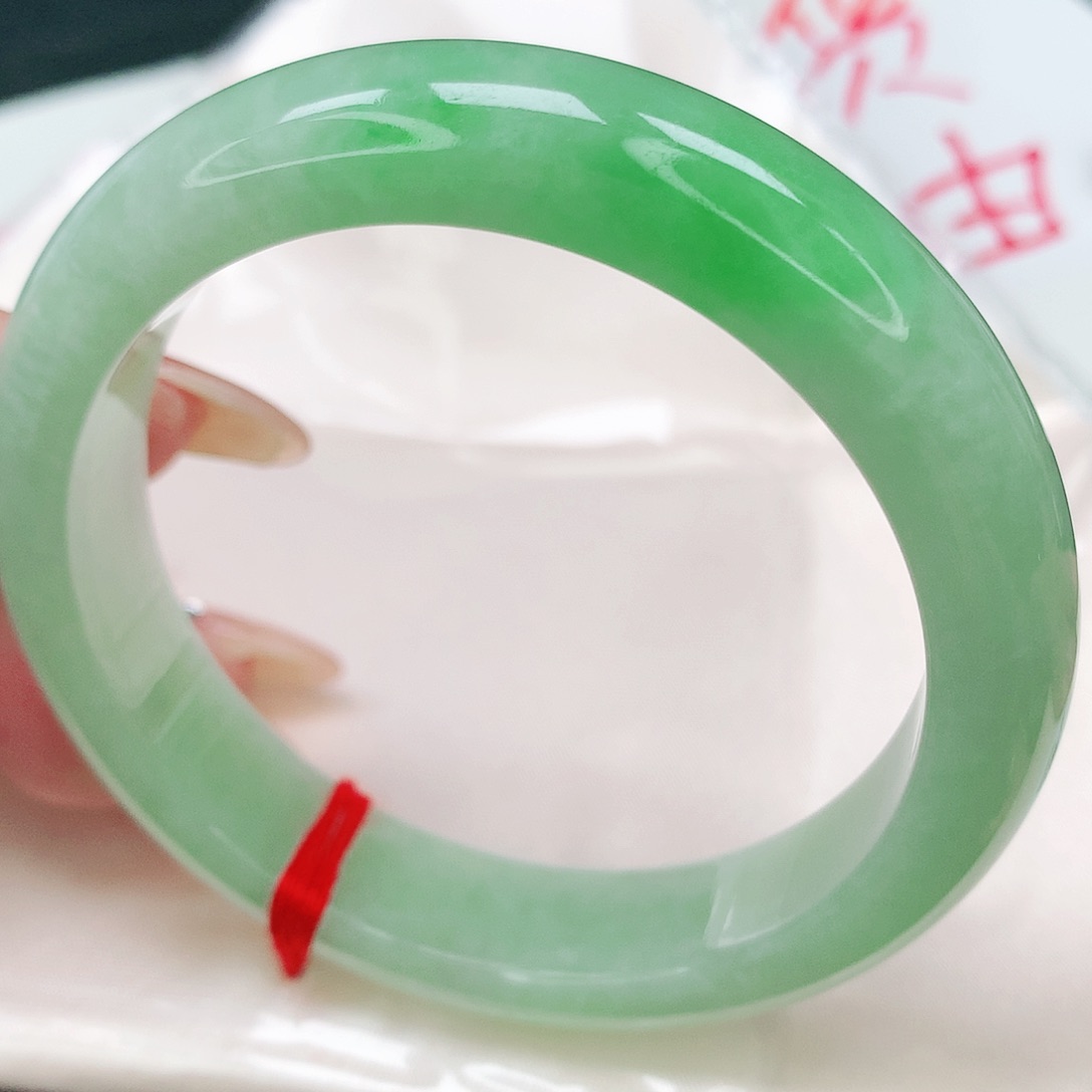 未镶嵌手镯翡翠完美46