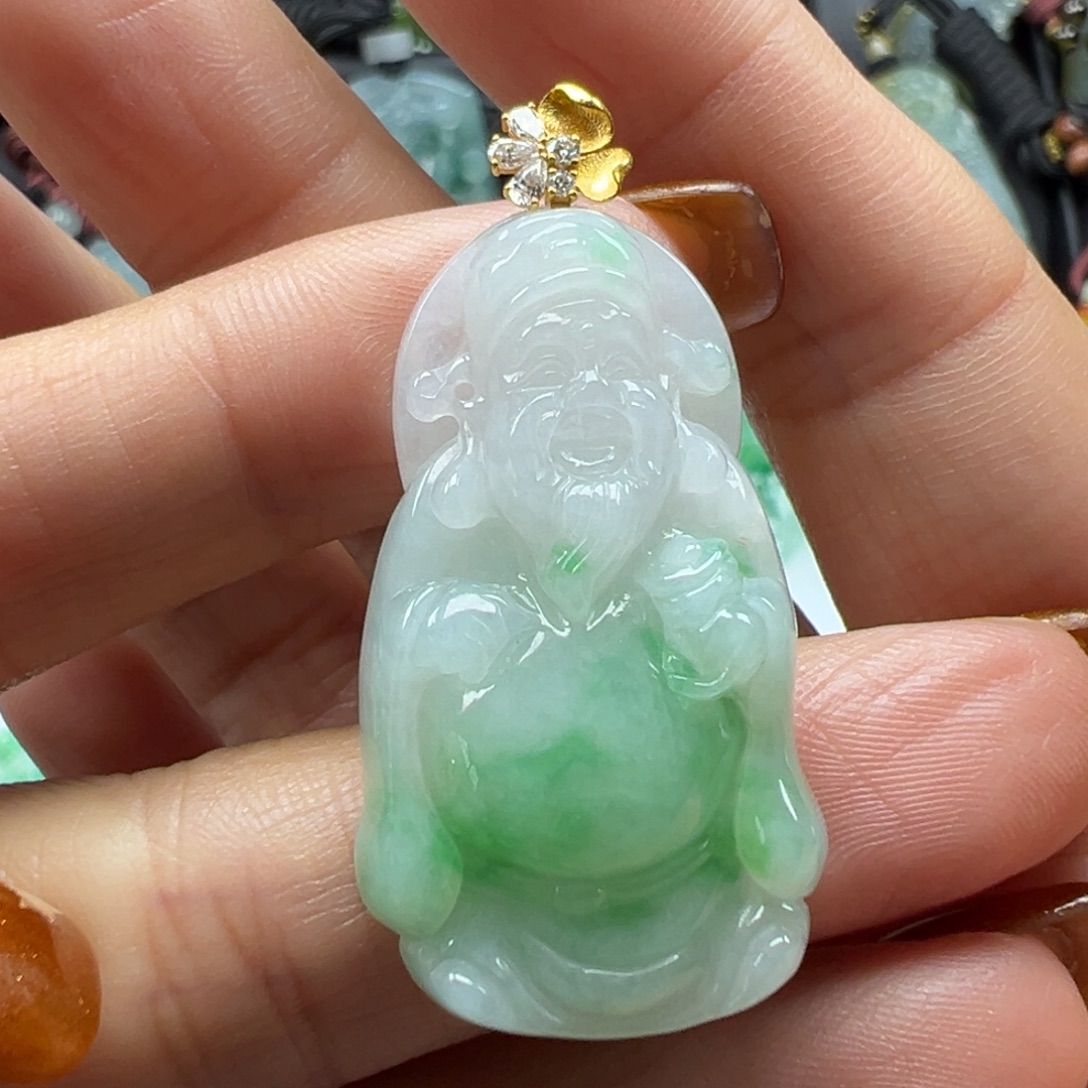 翡翠18K金镶嵌颈饰财神
