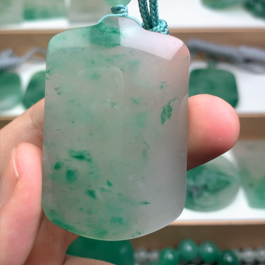 石英质玉吊坠(赠链)未镶嵌涌*