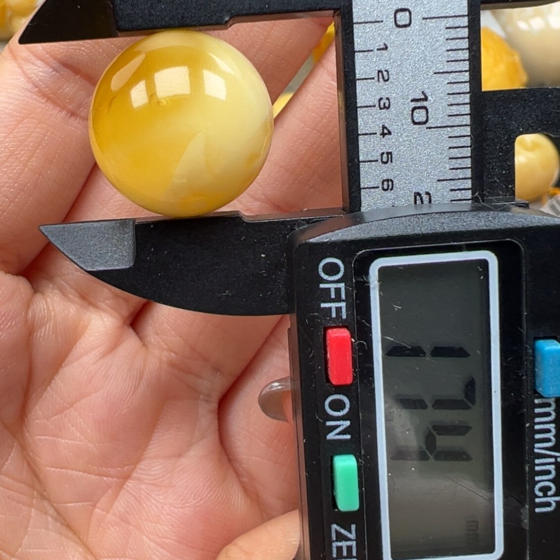 蜜蜡吊坠(不含链)未镶嵌圆珠