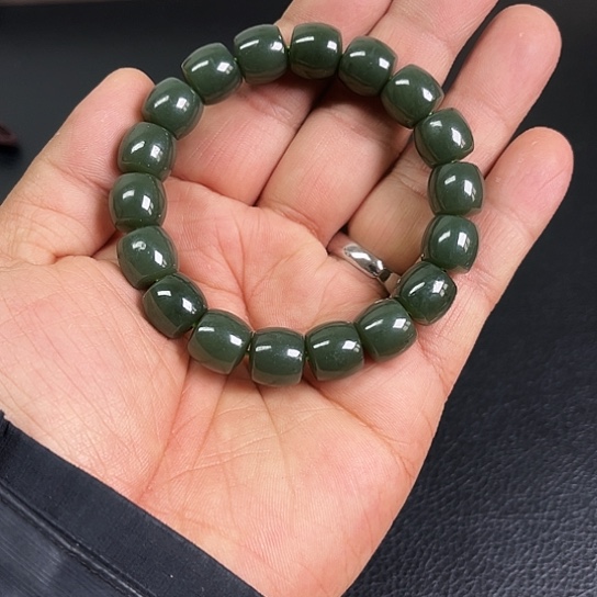 和田玉手串未镶嵌