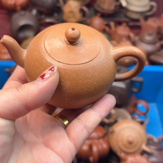 紫砂茶壶瑕疵……………………