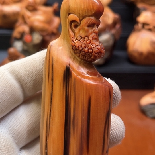 柏木（崖柏）Jjhjjhjjjjjkbb