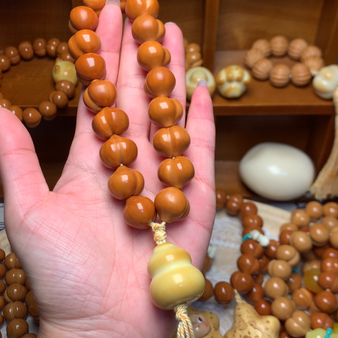 猴头核桃把件16玻璃底屁桃手持葫芦