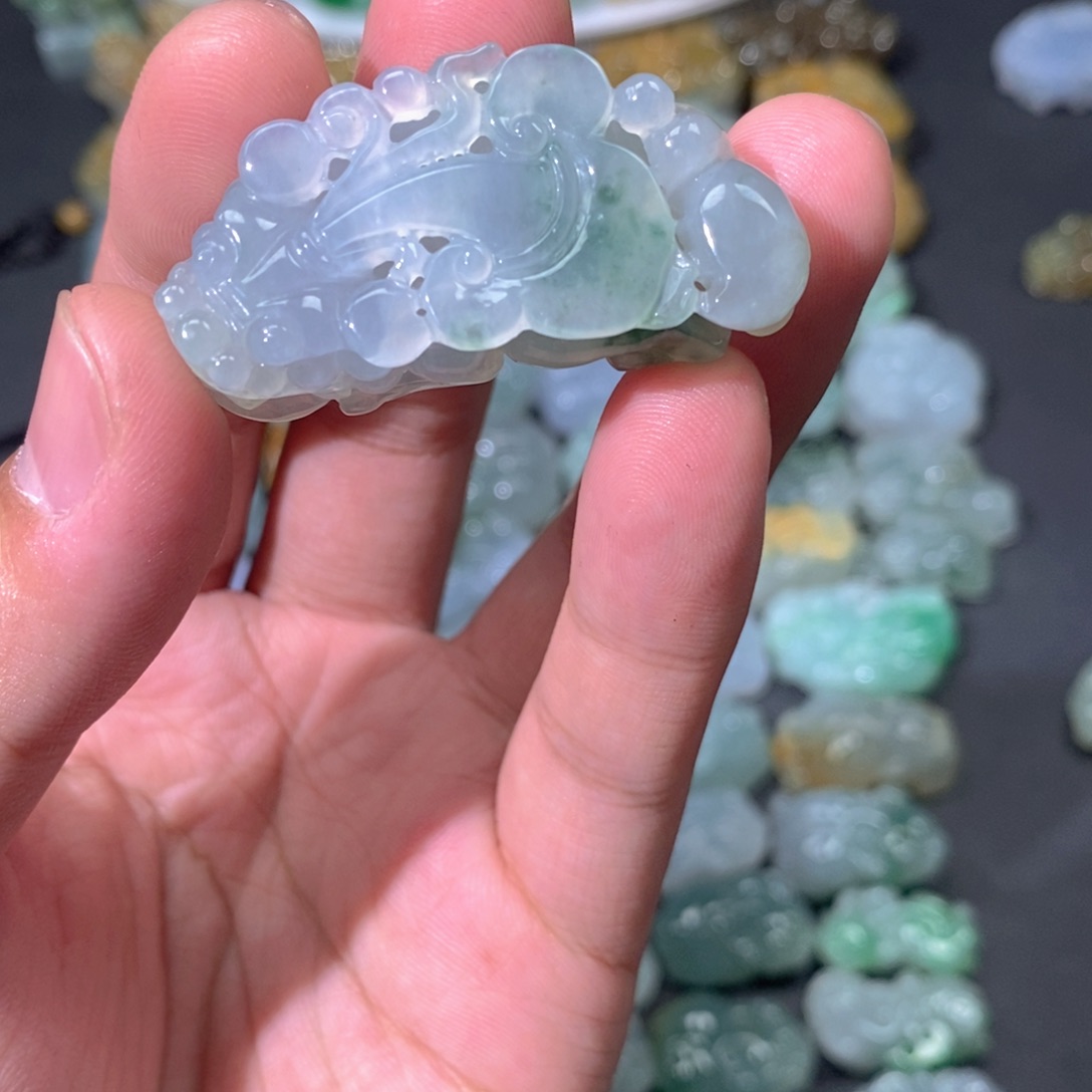 翡翠未镶嵌颈饰翡翠貔貅