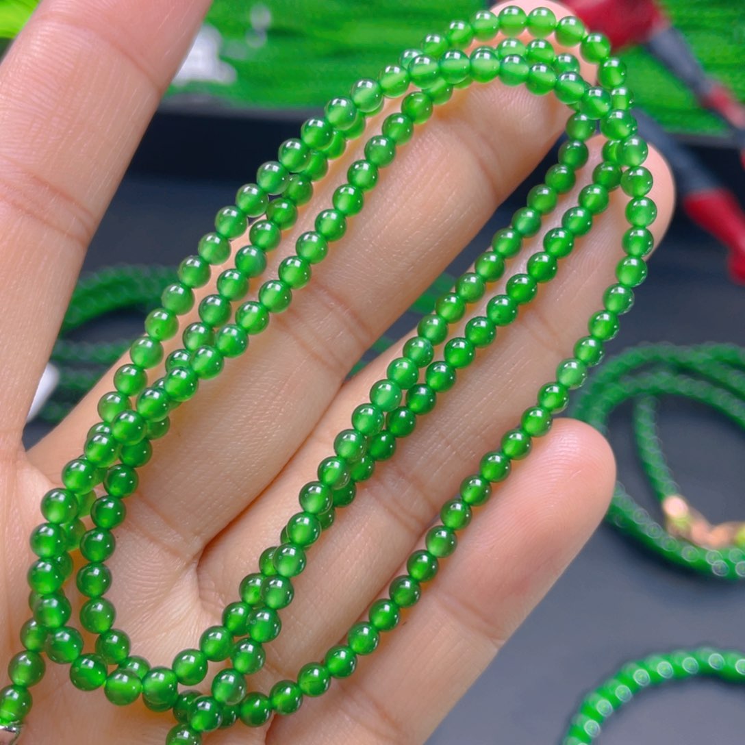 翡翠颈饰未镶嵌，1