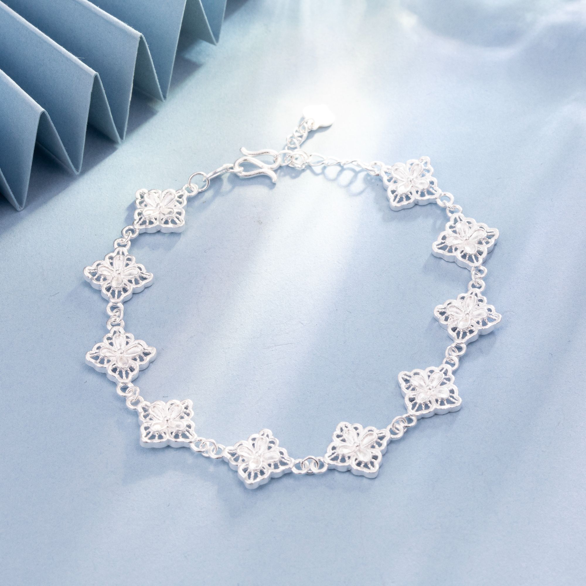 足银手链 【银烁】足银999.9古法花丝镂空四叶草手链网红气质女素款