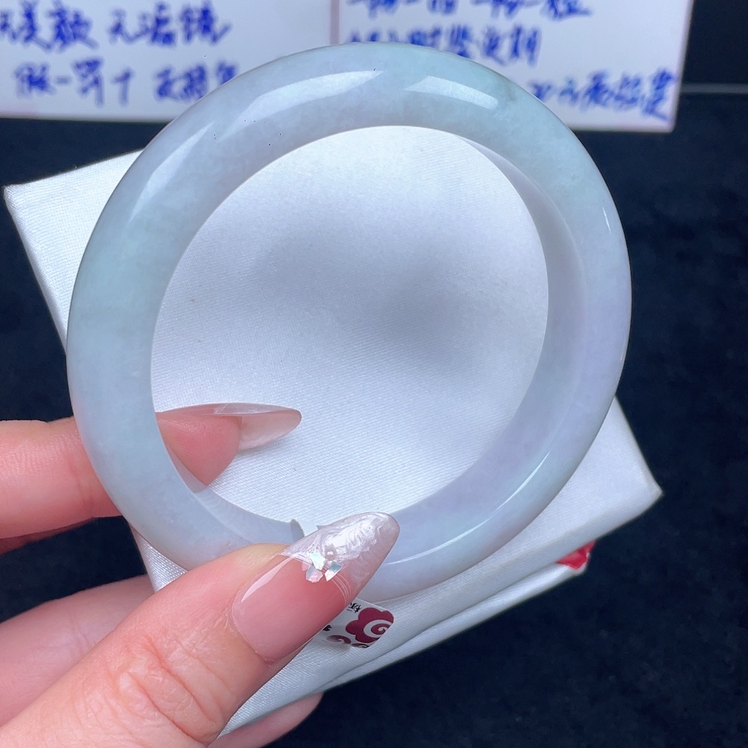 翡翠未镶嵌手镯028