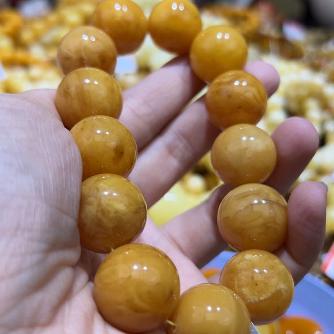 琥珀珠宝奇石未镶嵌