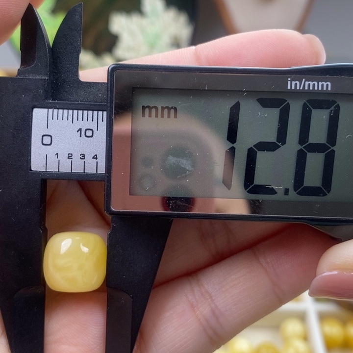 未镶嵌琥珀裸石蜜蜡老型