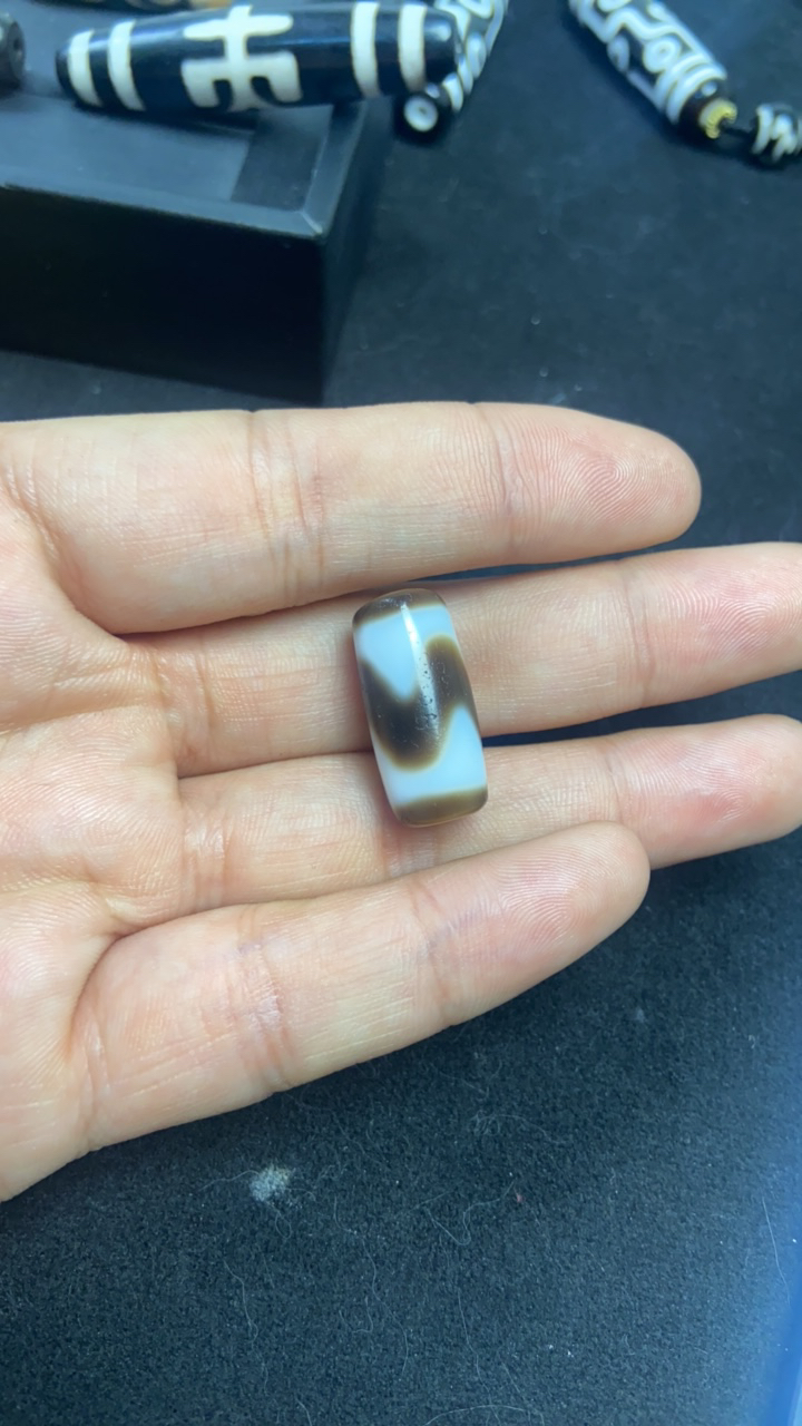 台湾牙牙行运玛瑙