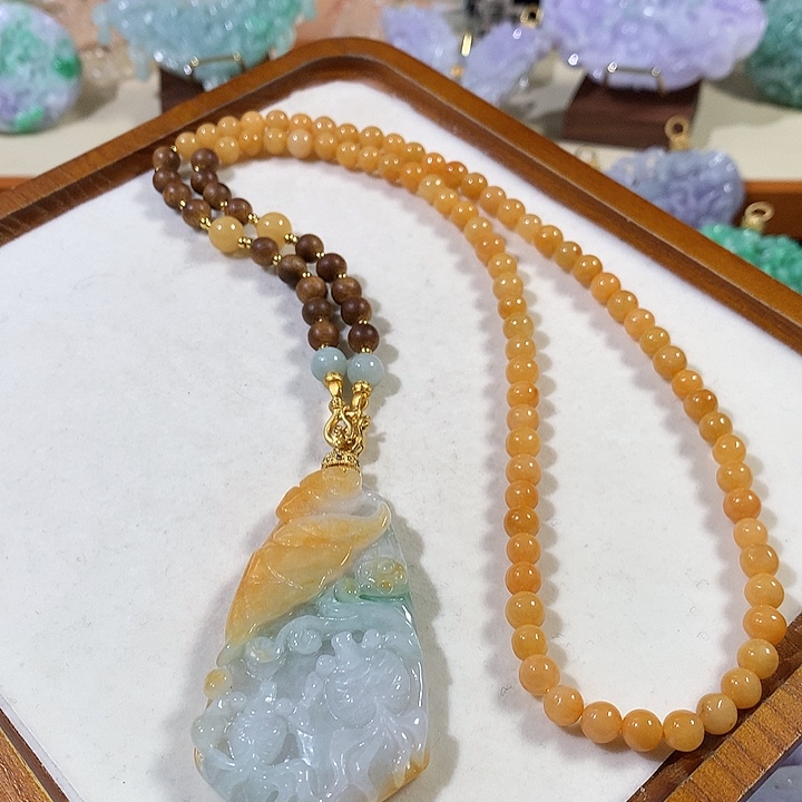 ღ***ଓ翡翠未镶嵌颈饰翡翠吊坠