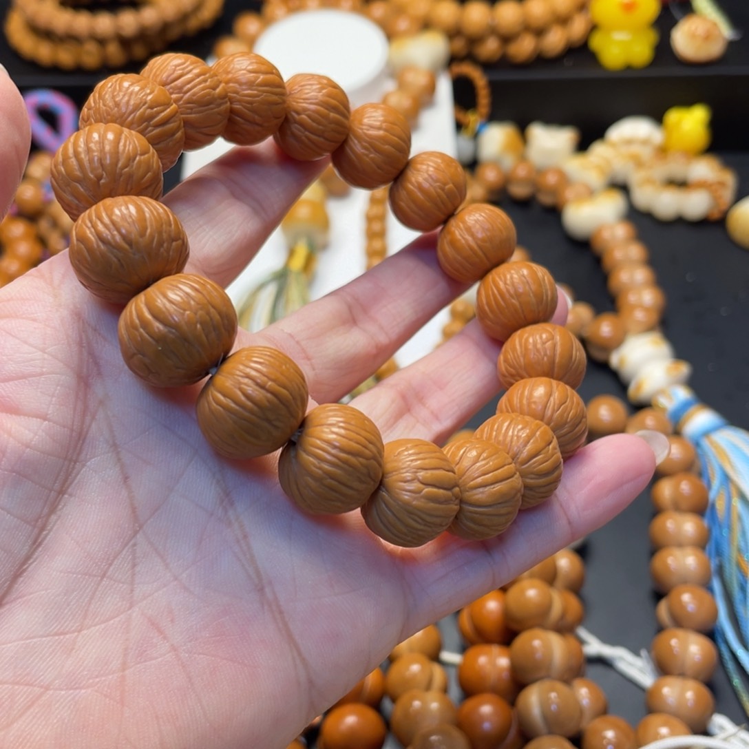 吊坠猴头核桃全品土豪