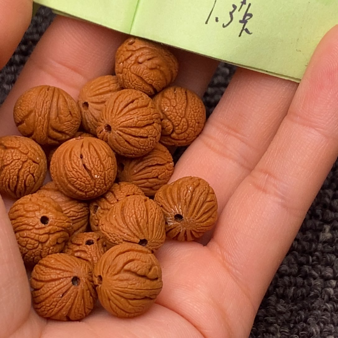 秦岭山脉龙纹桃核 18