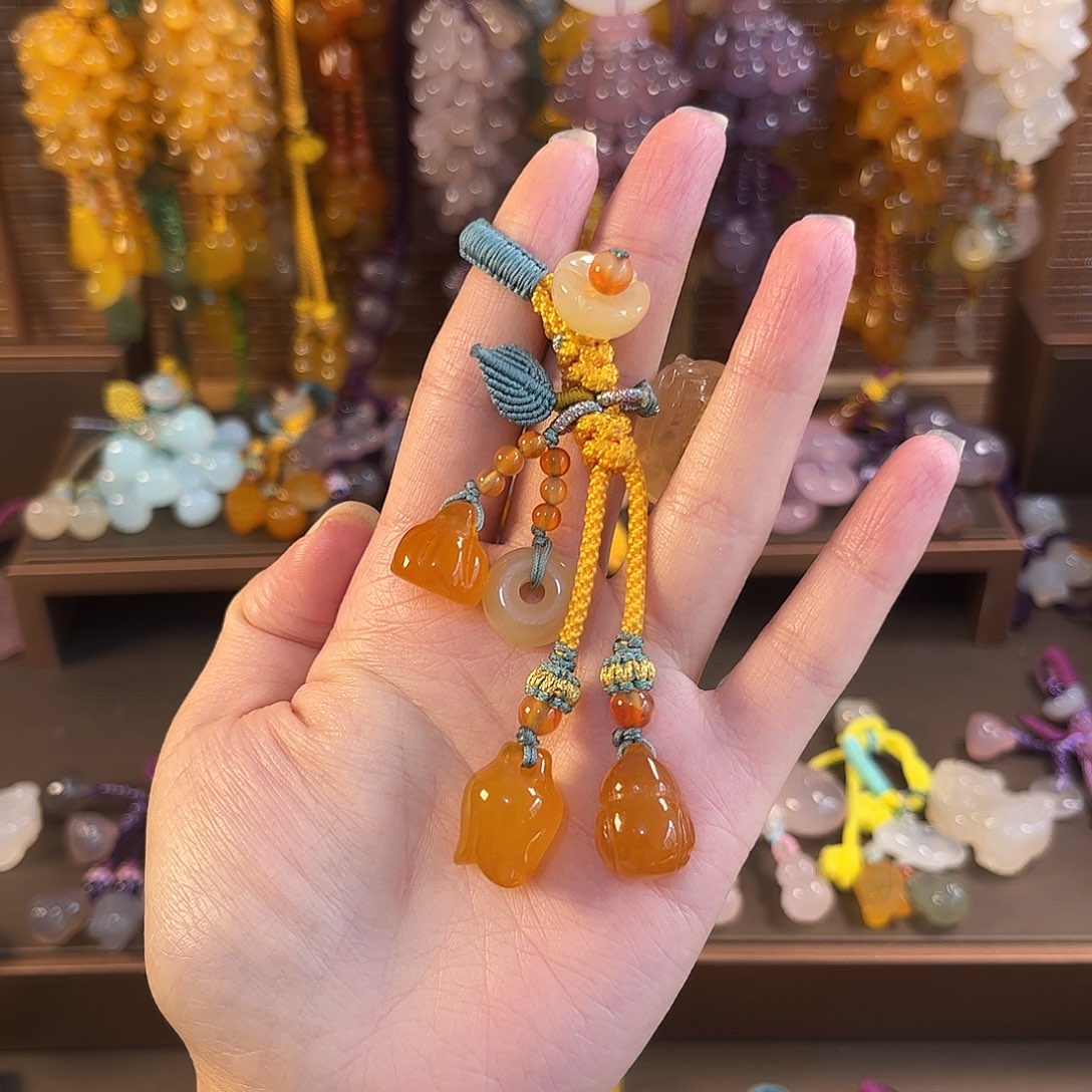 谷***谷玛瑙/玉髓未镶嵌车挂钥匙扣