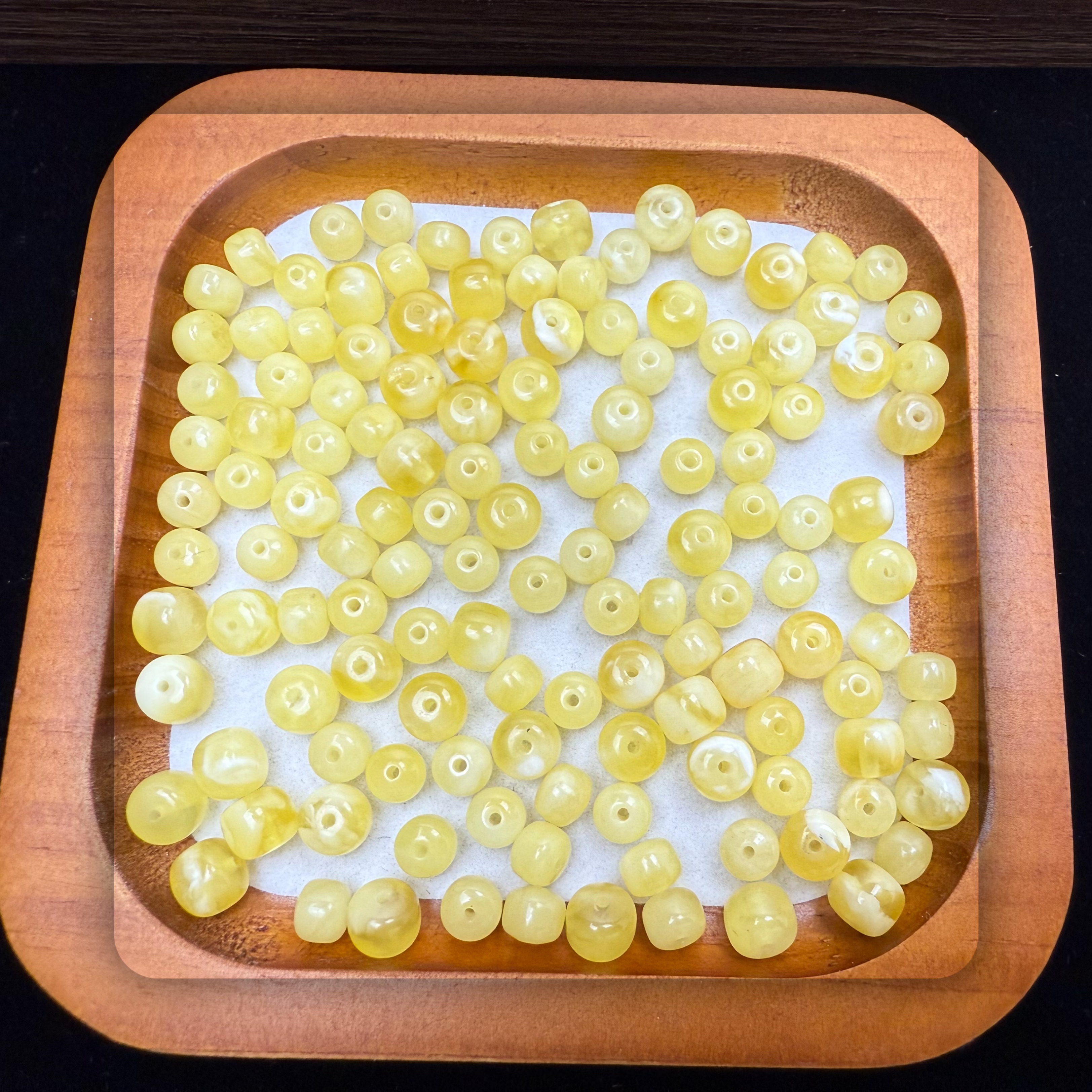 蜜蜡老型单珠原矿蜜蜡俄料天然保真小单珠5-6mm+