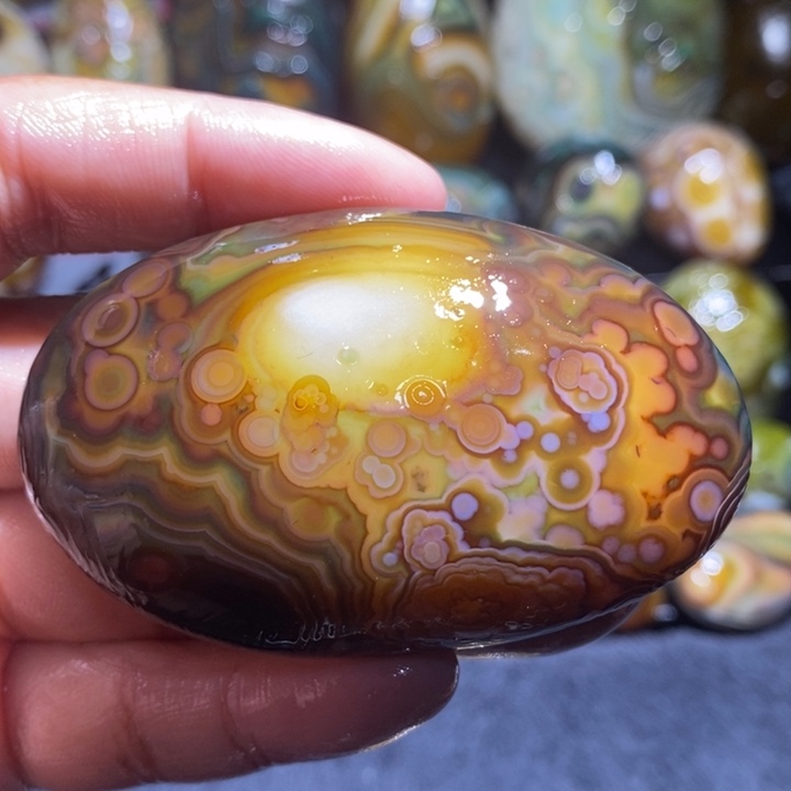 未镶嵌玛瑙/玉髓珠宝奇石