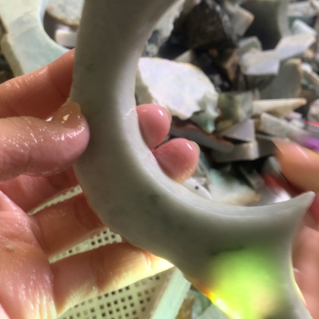 翡翠颈饰未镶嵌缅甸翡翠