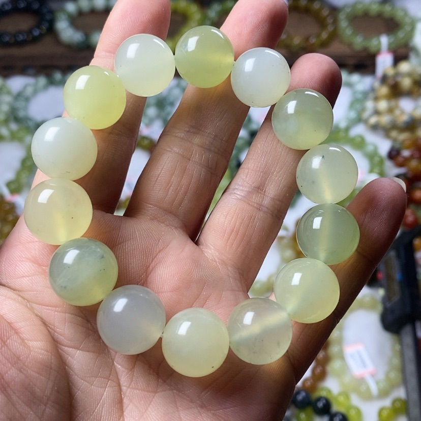 【闪购商品】蛇纹石玉手串未镶嵌卡16