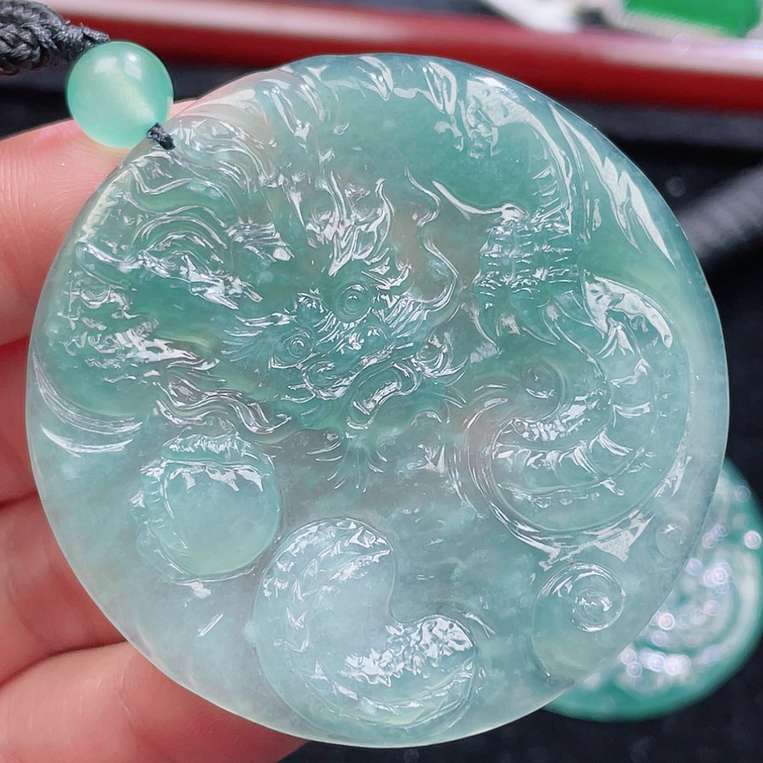 翡翠颈饰未镶嵌19，