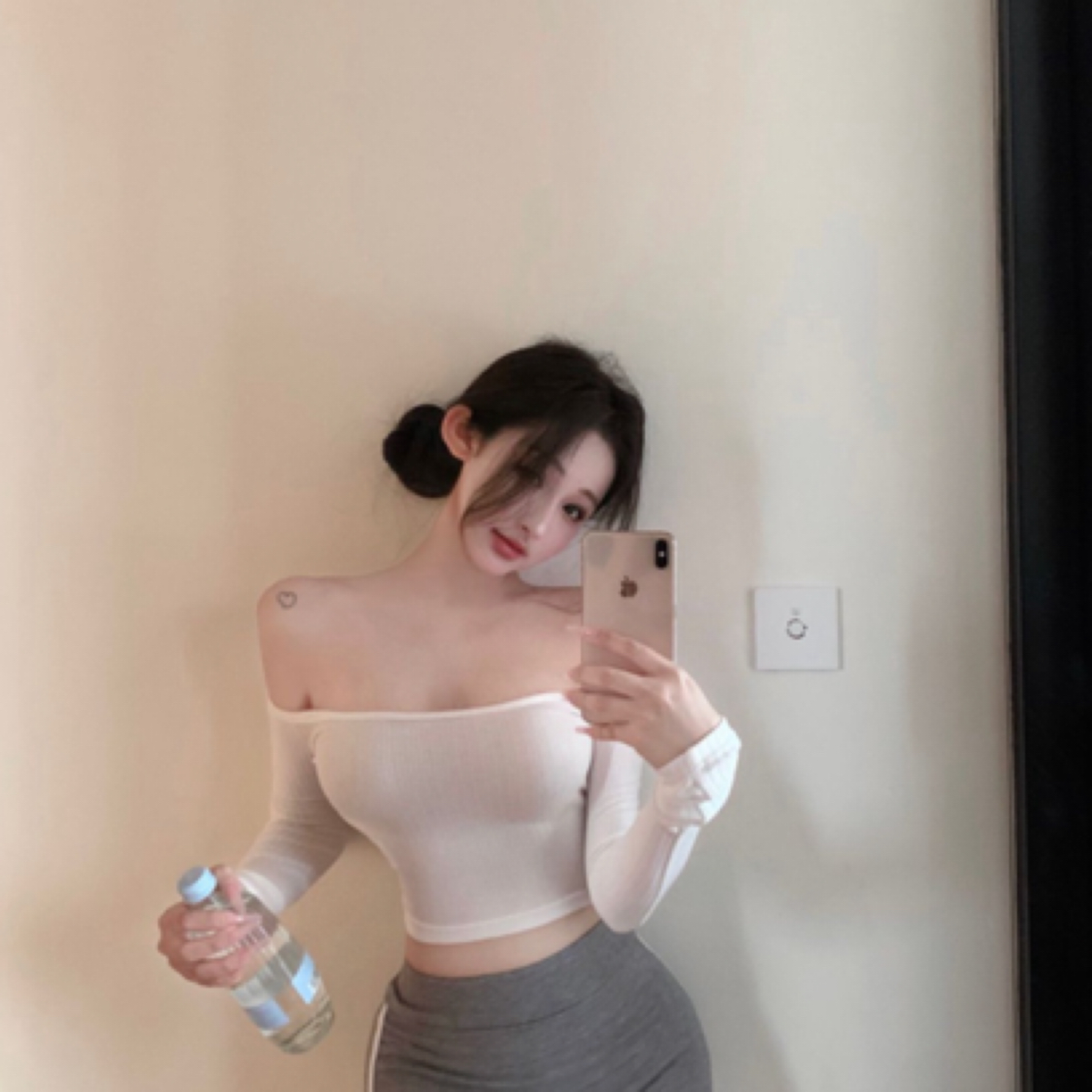 性感甜辣长袖夏季打底针织显瘦T恤8799