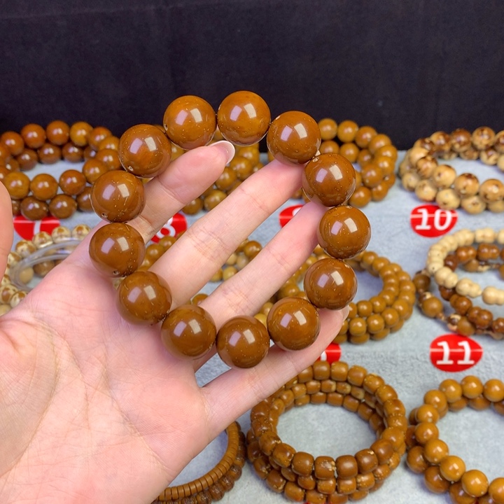 俗***、紫金鼠手串18圆珠