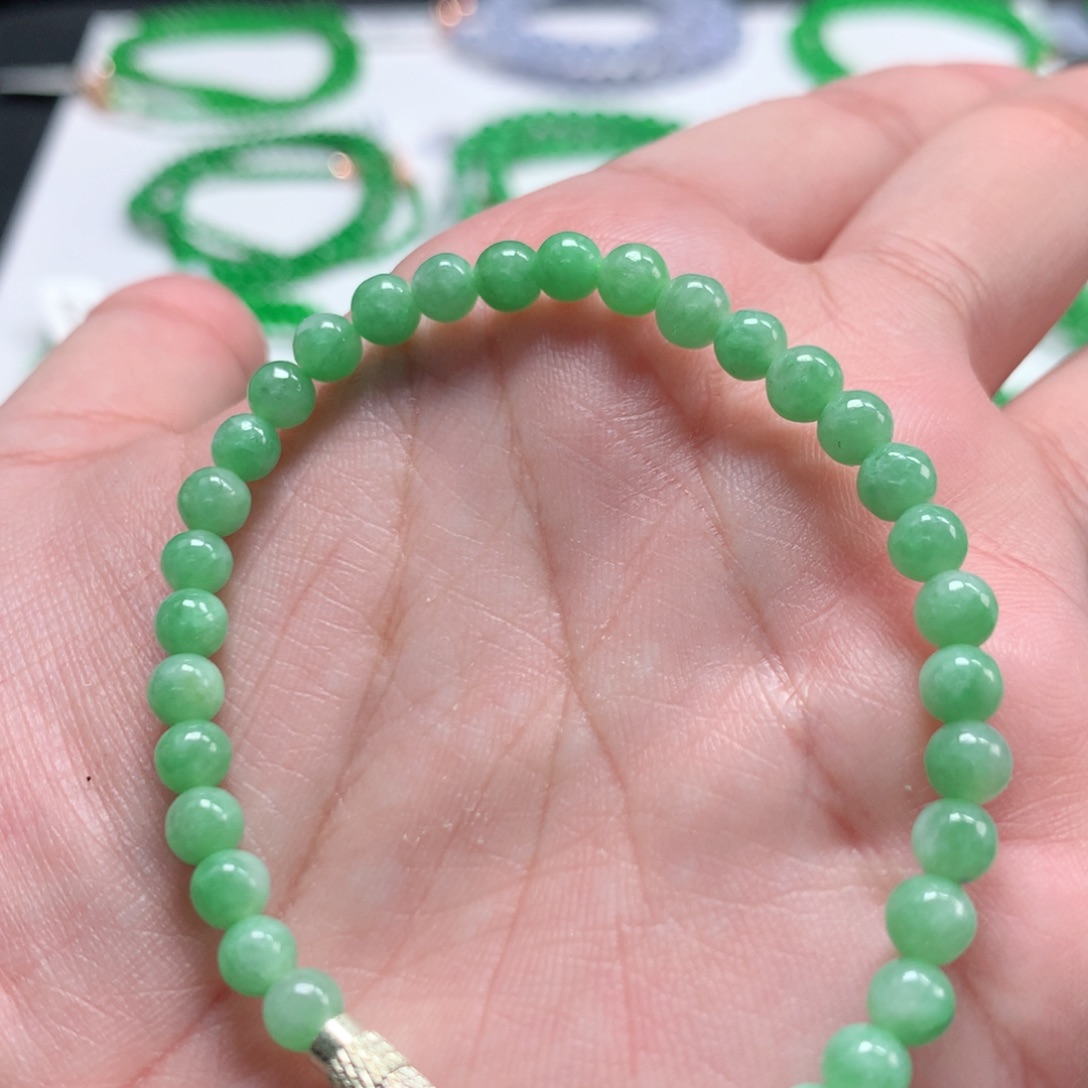 翡翠未镶嵌手链翡翠