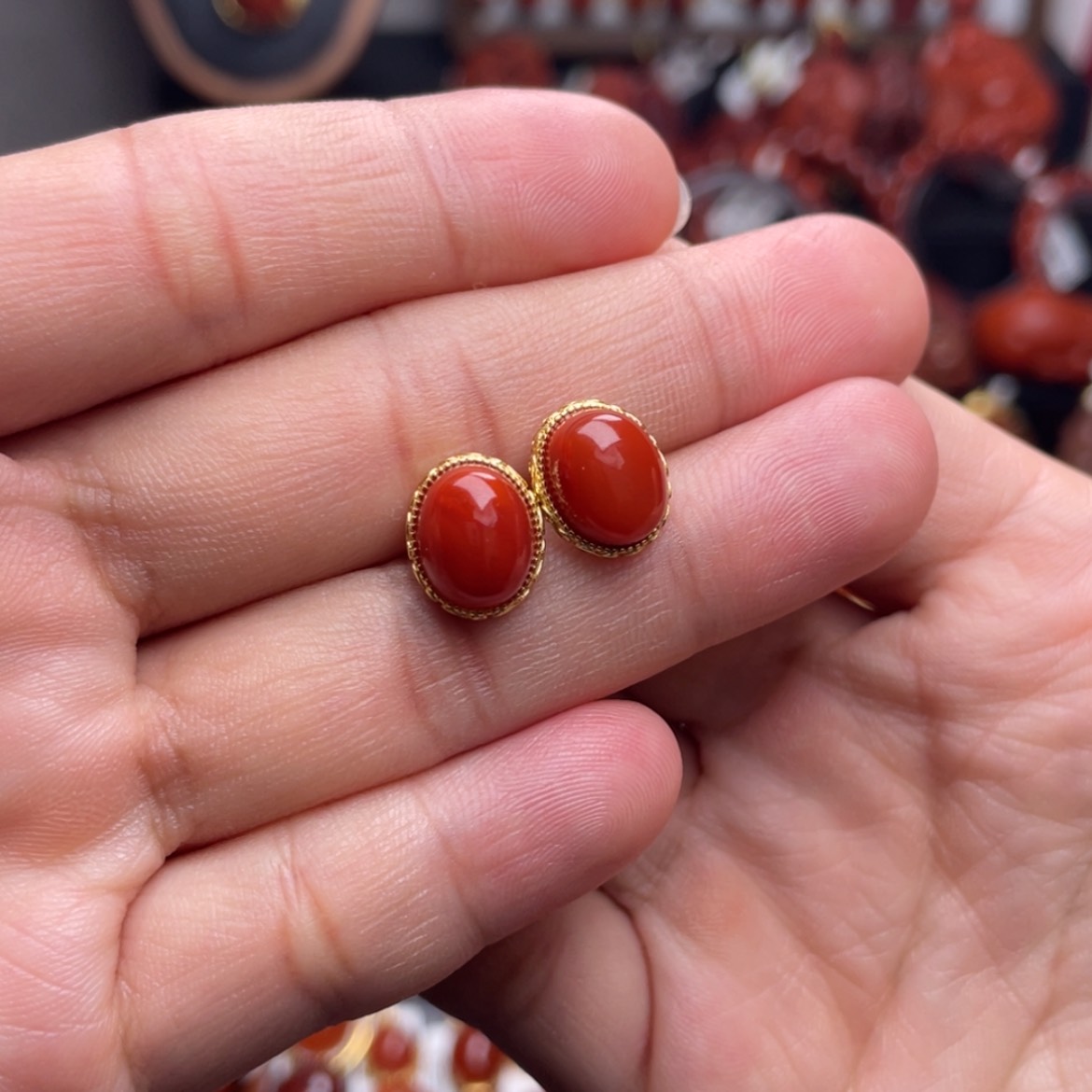 【闪购商品】银S925镶嵌蛋面耳钉南红玛瑙