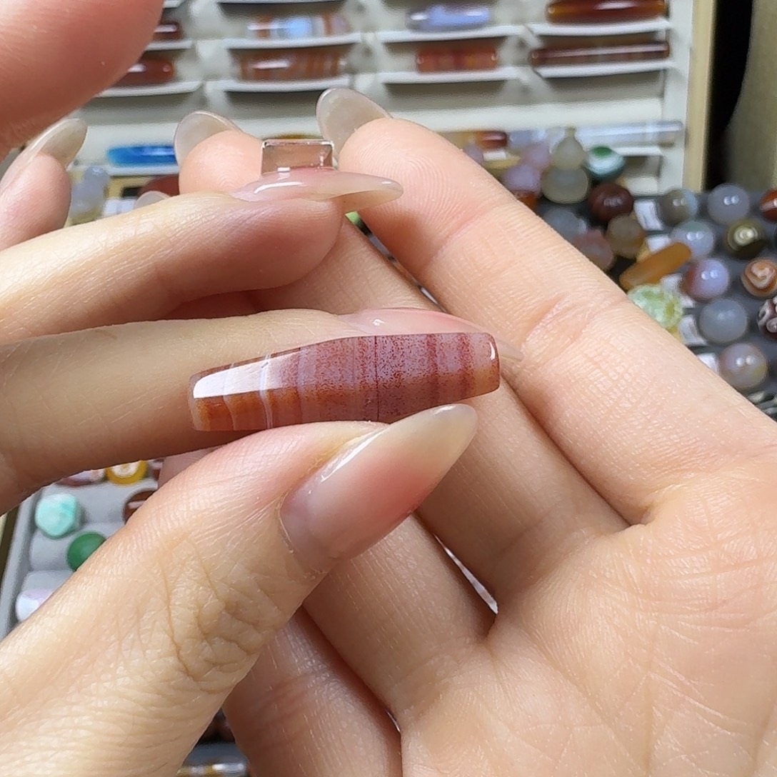 陈***地玛瑙/玉髓未镶嵌天然玛瑙