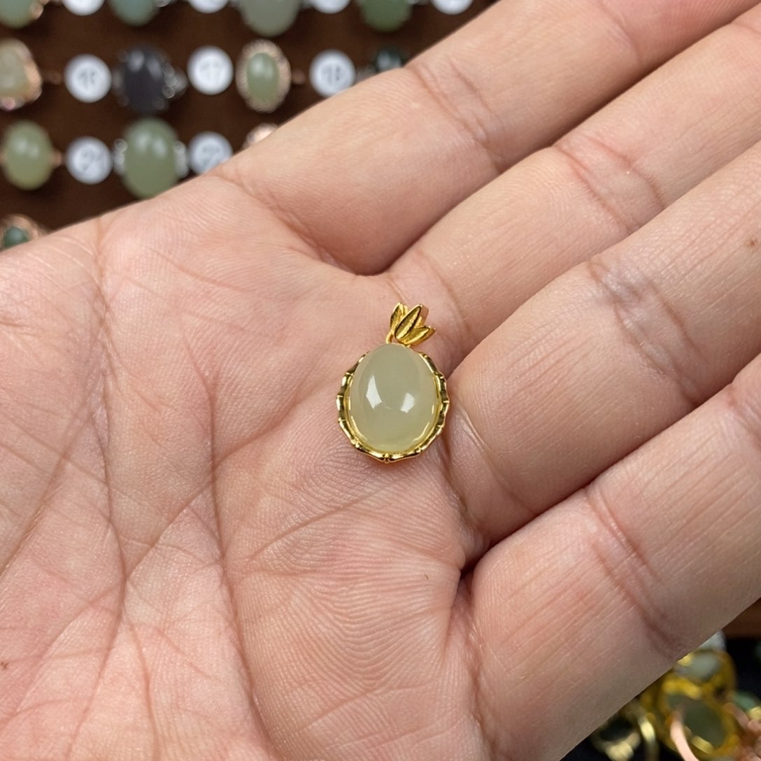 和田玉（青白玉）戒指银S925镀金镶嵌