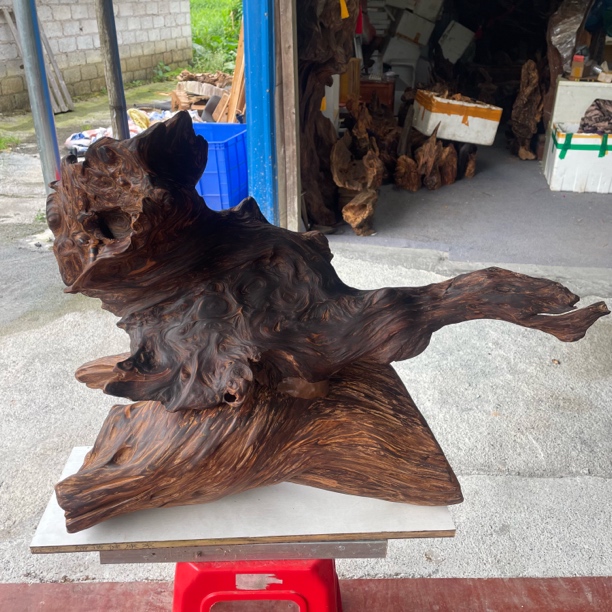 广西土沉香清凉薄荷味精品摆件