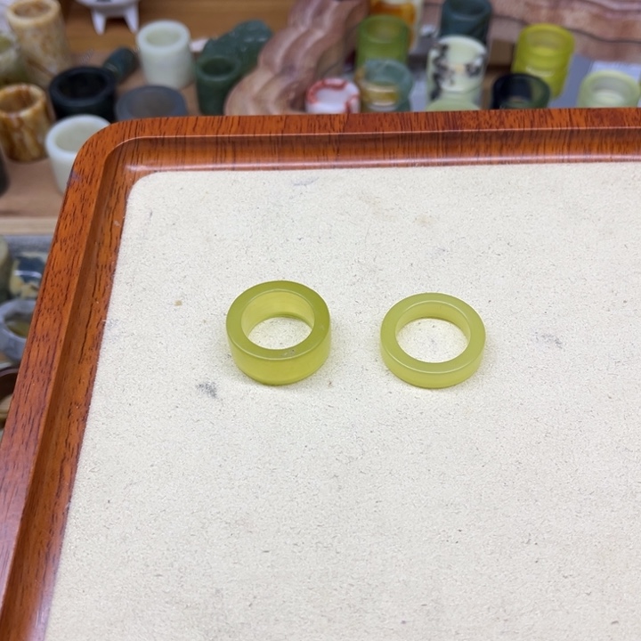 新***店蛇纹石玉未镶嵌戒圈