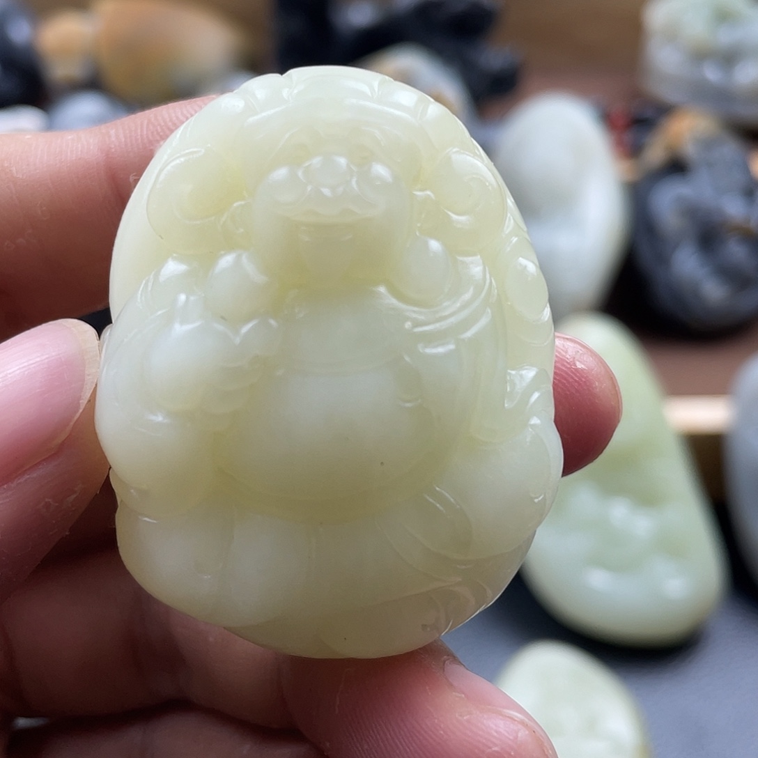 未镶嵌和田玉把件