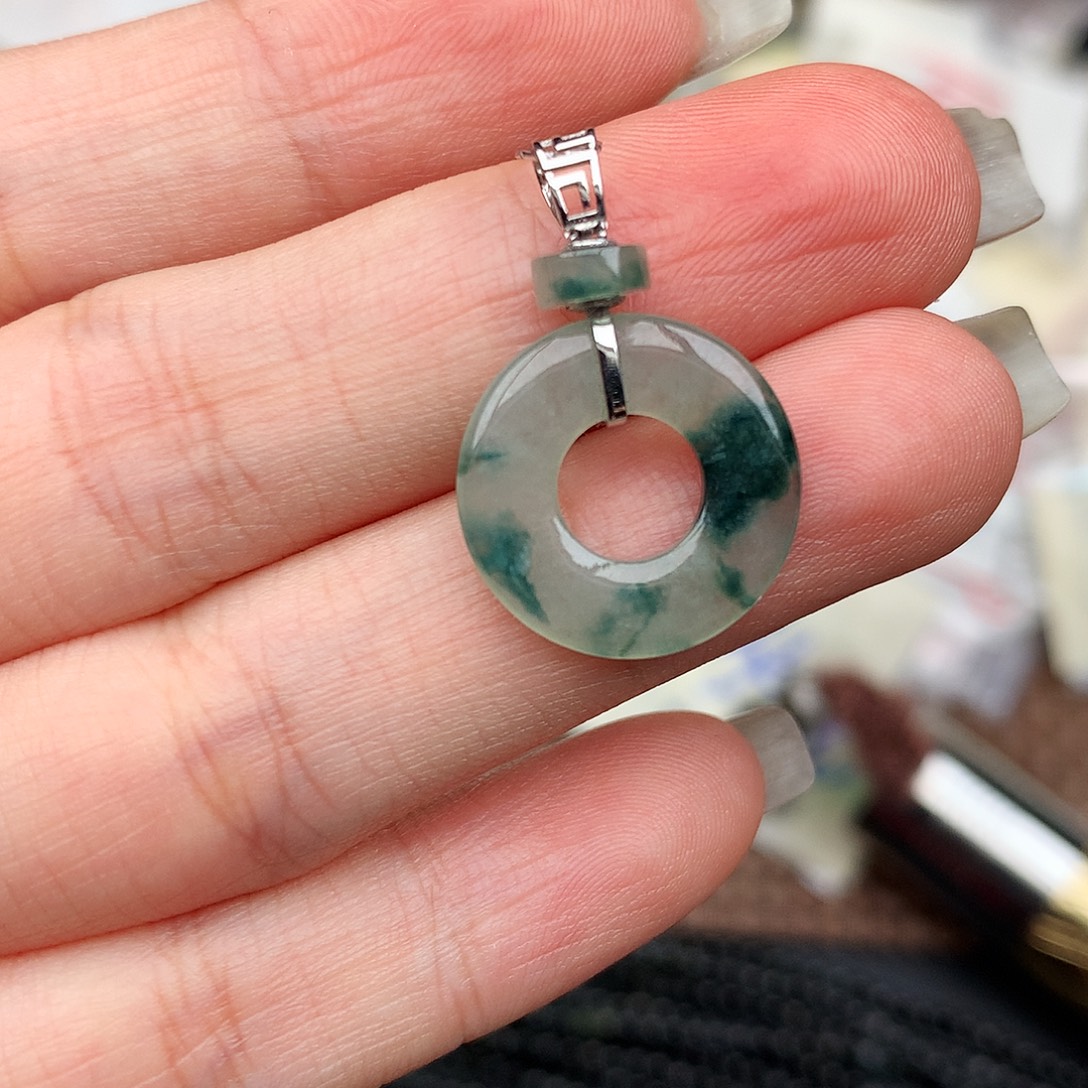 翡翠18K金镶嵌挂件Mmm