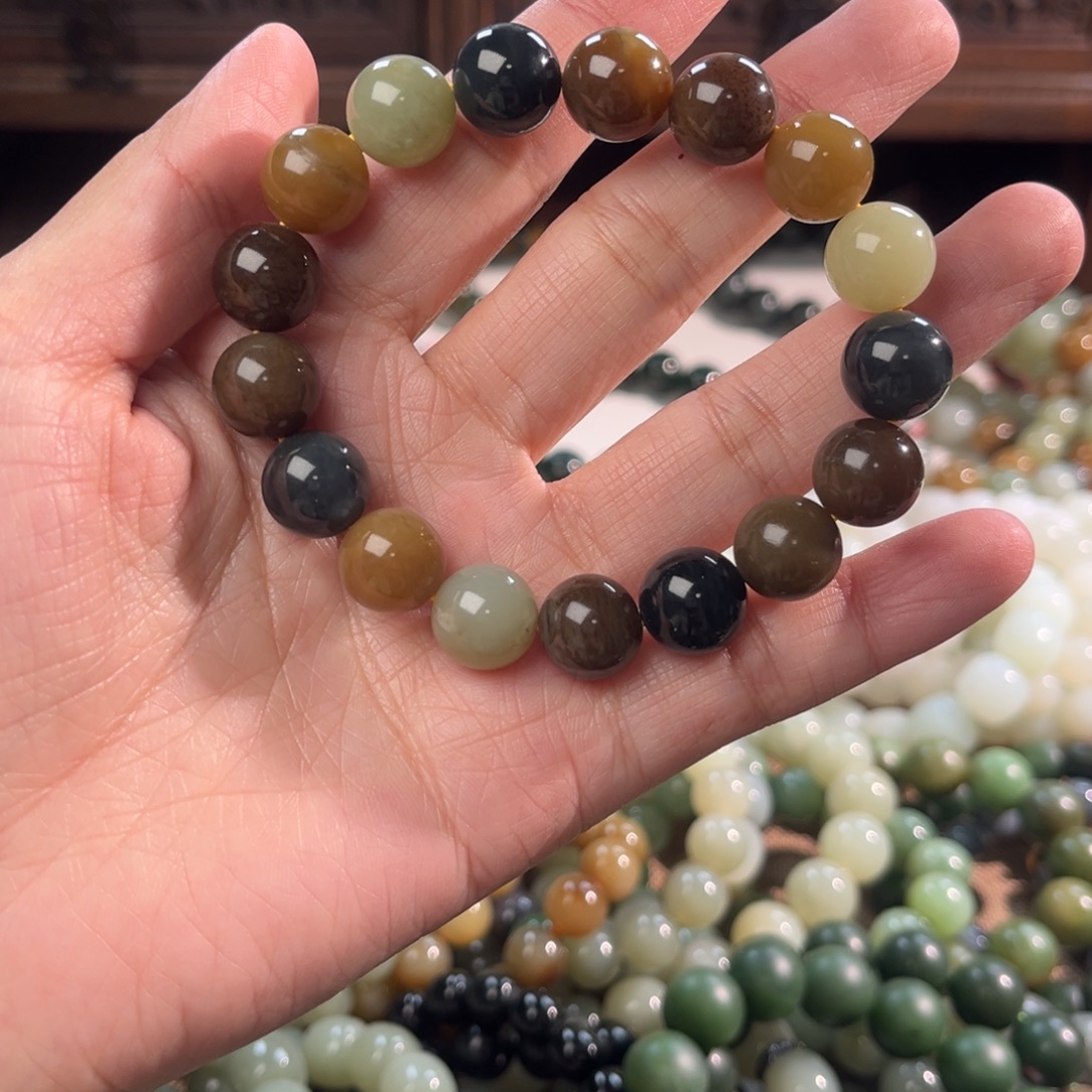 和田玉未镶嵌手链