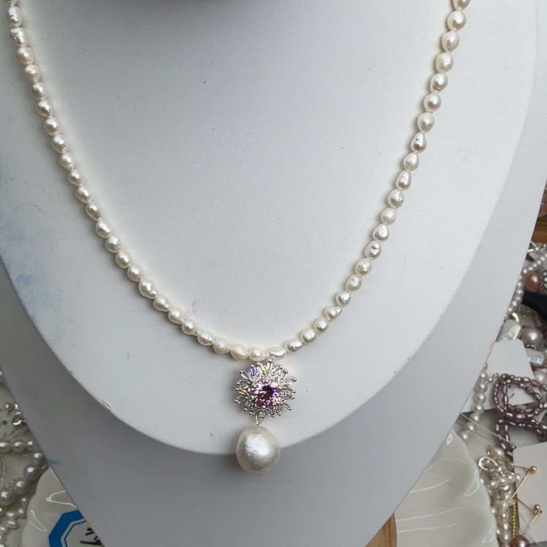 颈饰未镶嵌淡水珍珠