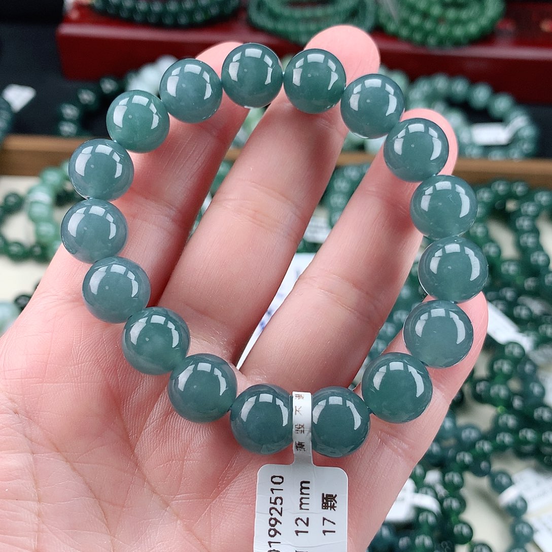 翡翠未镶嵌毛衣链