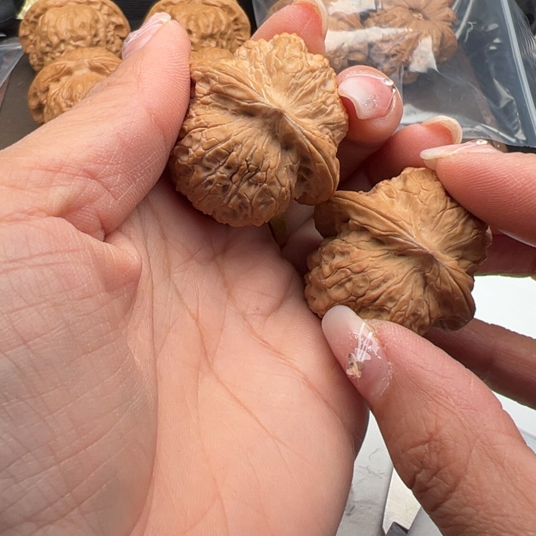 文玩核桃把件血麒麟36