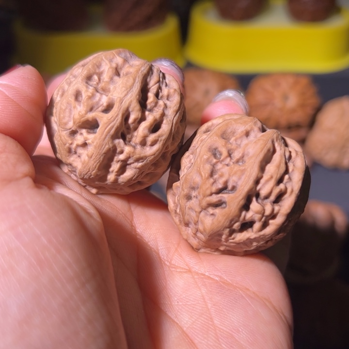 文玩核桃吊坠核桃50A