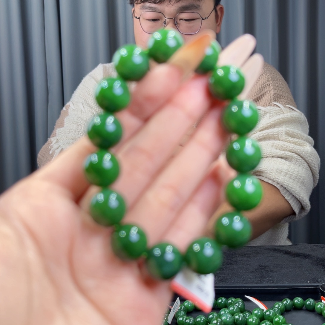 和田玉未镶嵌手串天然和田玉俄碧辣阳绿手串14