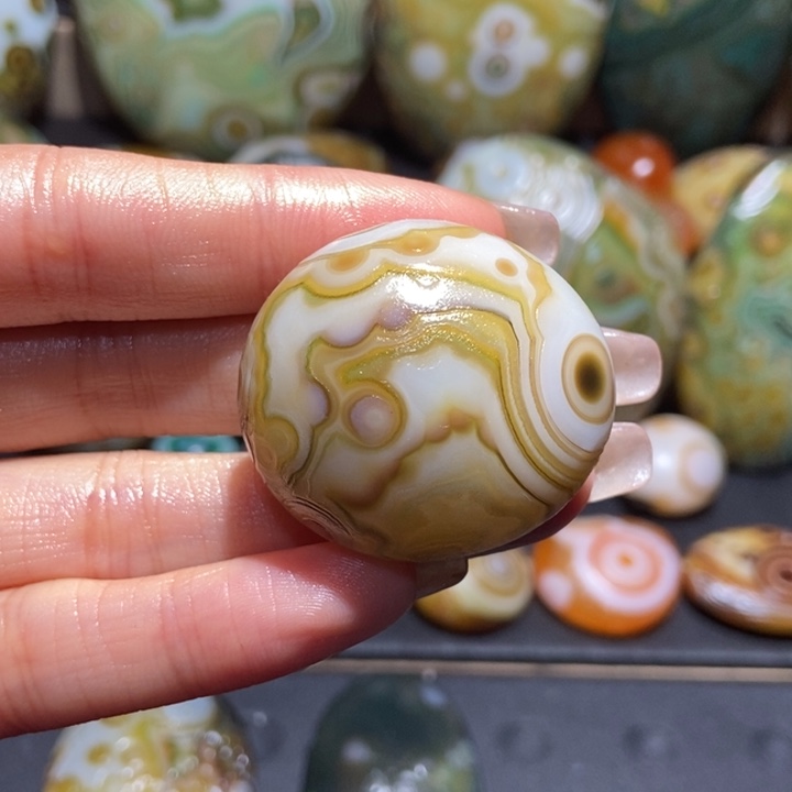 【闪购商品】未镶嵌玛瑙/玉髓珠宝奇石y