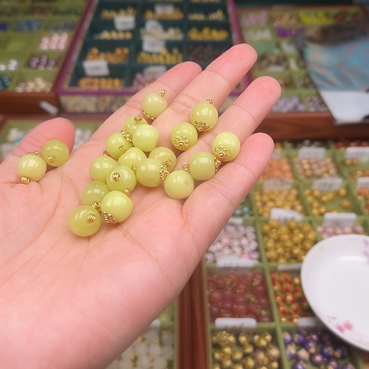 珐琅非遗传承手工圆珠扣压