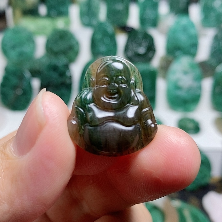 未镶嵌独山玉颈饰