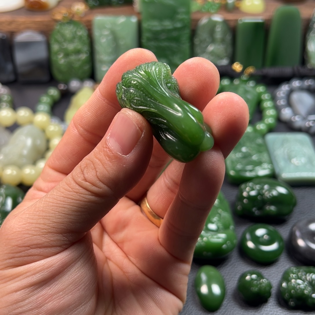 和田玉（碧玉）吊坠(不含链)未镶嵌