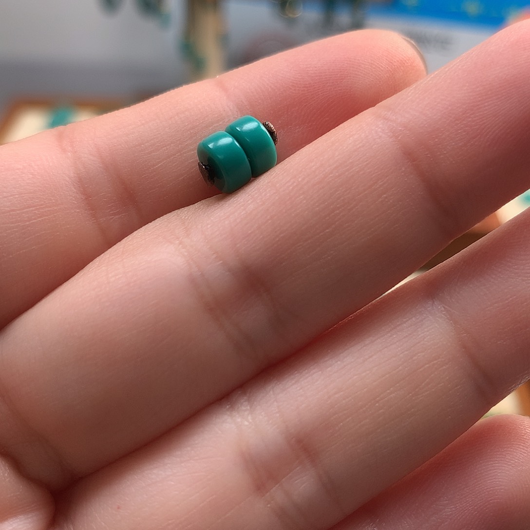 绿松石配饰未镶嵌