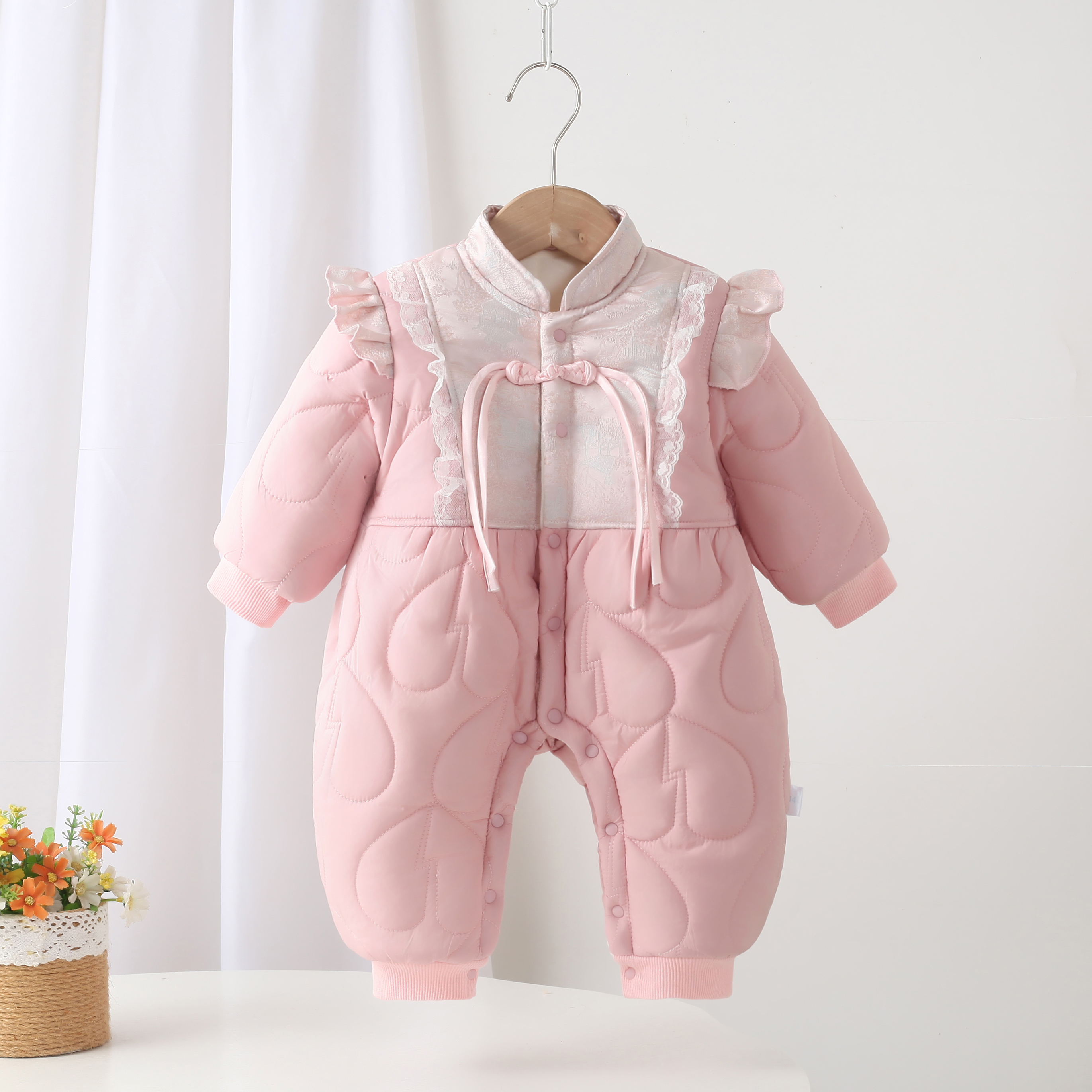 立领飞袖中厚棉哈衣