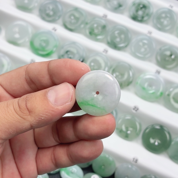 翡翠未镶嵌颈饰缅甸天然A货翡翠27.8-5.6